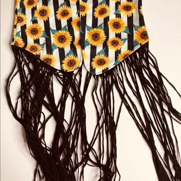 CRAZY TRAIN Sunflower Boho Fringe Vest Halloween M - Picture 4 of 12